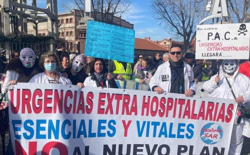 Carta de un médico de Urgencias Extra-Hospitalarias tras una guardia cualquiera en <a href="/ComunidadMadrid/">Comunidad de Madrid</a>
Esto es lo q sucede por no tener médico en todos estos puntos de atención URGENTE : médicos sobrepasados y seguridad del paciente en riesgo
a21.es/carta-de-un-me…