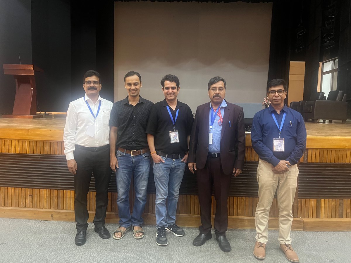 sattubhu's tweet photo. North East is amazing ❤️❤️ @ Aizawl Mizoram. CACSRE-2024 Conference at Mizoram University. @OCSLabIISERB @ranjitthakuria https://t.co/5bNCgdZ4H8