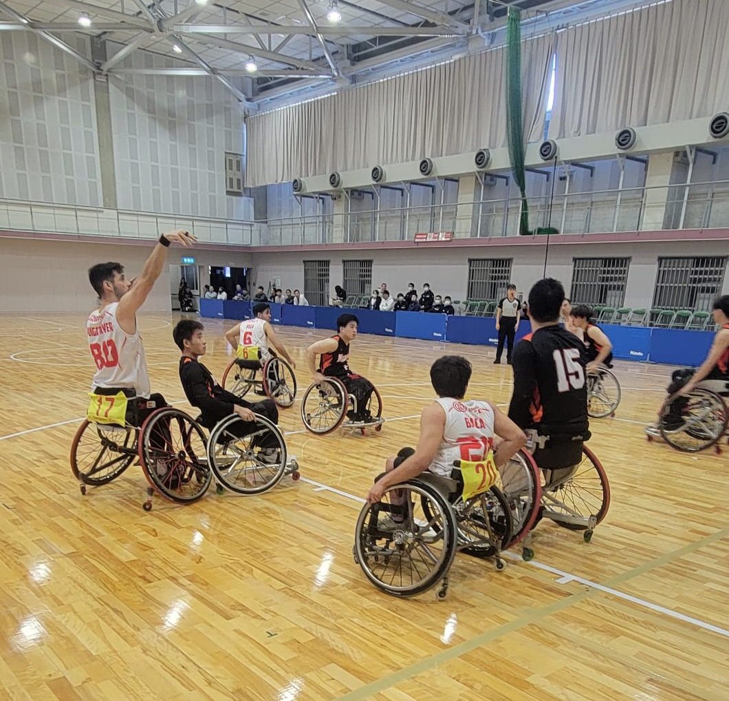 BsrEspana's tweet photo. Primer test de nuestro #TeamESP 🇪🇸 en Japón

Victoria en el amistoso ante el Kyushu 🇯🇵

Mañana comienza la competición de la Copa de Campeones Kitakyushu 🏆
🏀🏀🏀
#basket #WheelchairBasketball #KitakyushuCup #baloncesto https://t.co/0Ii8YmsMhE
