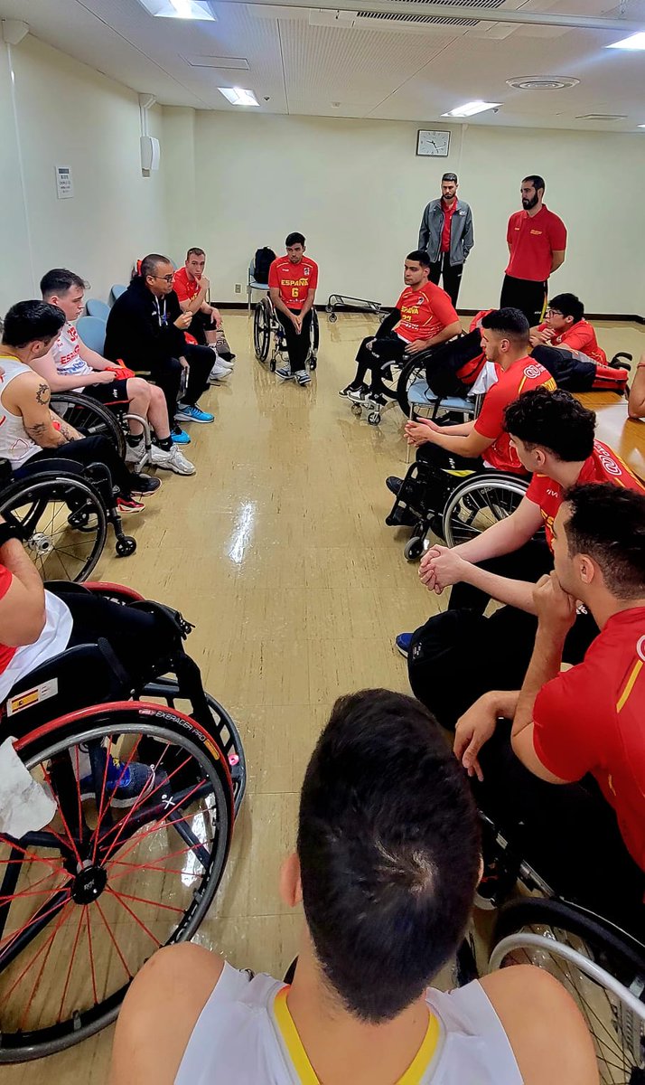 BsrEspana's tweet photo. Primer test de nuestro #TeamESP 🇪🇸 en Japón

Victoria en el amistoso ante el Kyushu 🇯🇵

Mañana comienza la competición de la Copa de Campeones Kitakyushu 🏆
🏀🏀🏀
#basket #WheelchairBasketball #KitakyushuCup #baloncesto https://t.co/0Ii8YmsMhE
