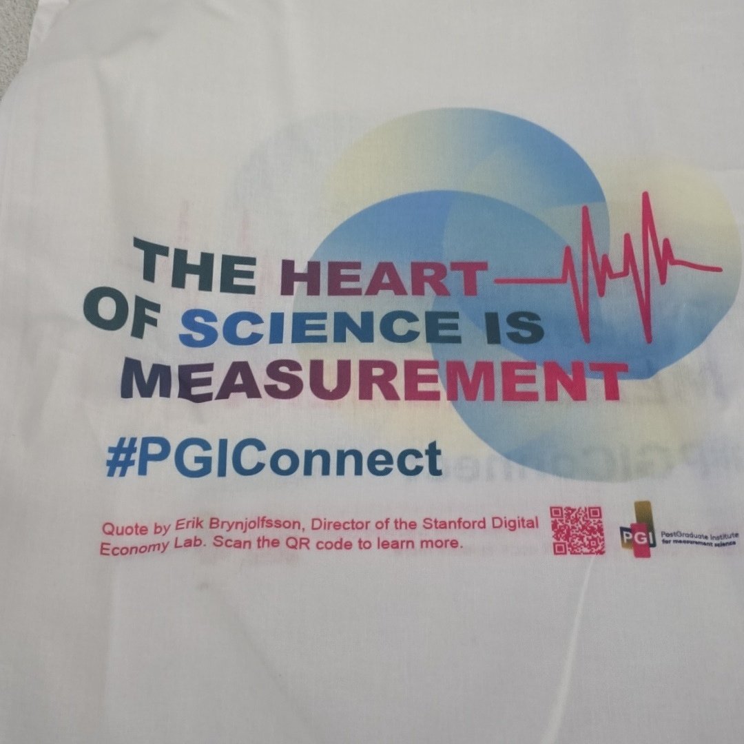 PGImetrology's tweet photo. Setting up for the PGI 8th Annual conference 'Measurement Science for a Better Future' #PGIConnect @NPL @UniStrathclyde @UniOfSurrey @OfficialUoM https://t.co/oWvvpis8xp