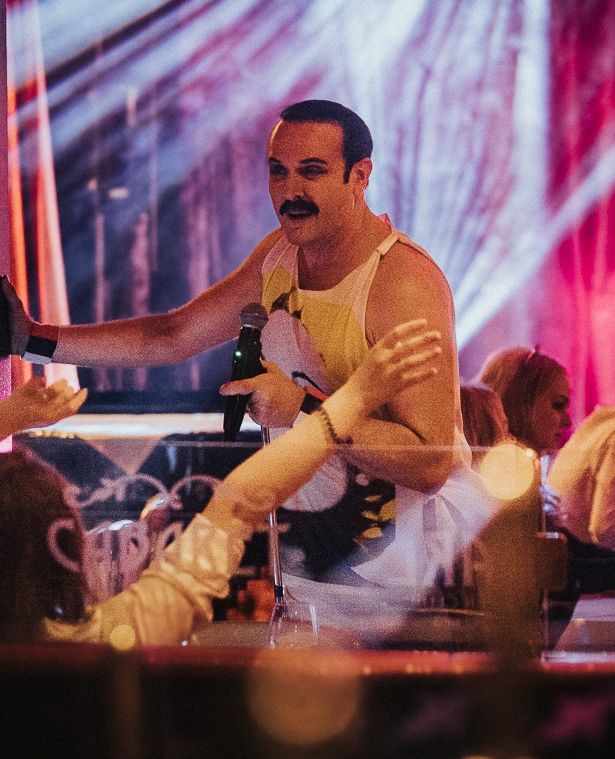 On Thursday, 14th November, the Cabaret Supper Club becomes a haven for Queen enthusiasts! Join us for a night that celebrates the flamboyance and artistry of Freddie Mercury.

👉 Secure your seats today cabaretbelfast.com/event/freddie-…