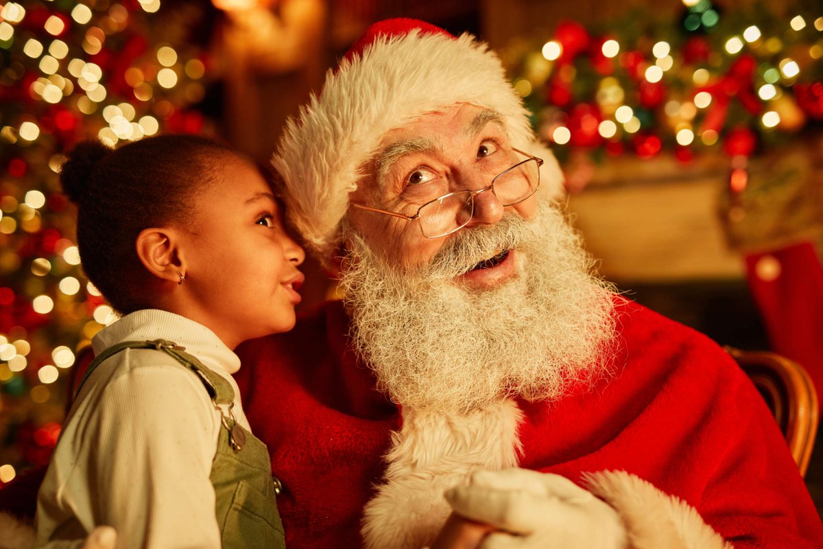 He’s making a list and checking it twice, don’t miss your chance to visit Father Christmas to let him know your Christmas wishes.

Find out where to see Santa in Hampshire: visit-hampshire.co.uk/ideas-and-insp…

📷Christmas at Milestones Museum