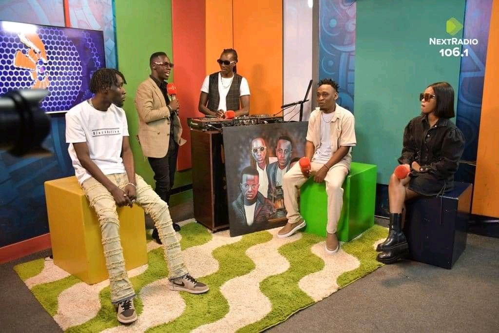 MarioPromotar's tweet photo. TBT
@RodyGavana1 @DouglasLwangaUg @dvjmercypro @SheilahGashumba @NBSAfter5 https://t.co/BpBpKZcO6J