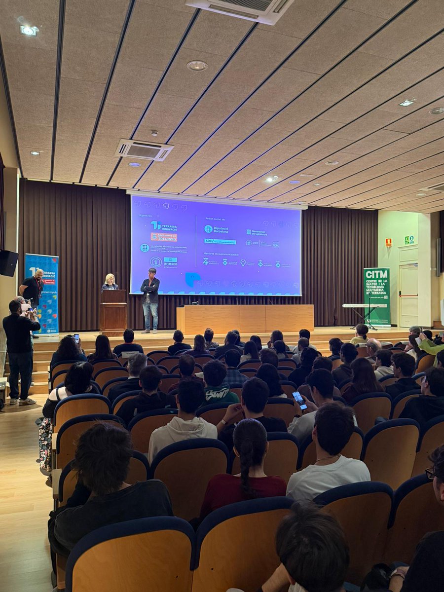 trsinnovacio's tweet photo. 🎮 Avui es celebra la segona edició de l' #IndieGamesTRS Congrés del #VídeojocIndie a #Terrassa
Benvinguda institucional a càrrec de @MaiseBalcells d'@ajterrassa i @carlesora de @CITM_UPC
En aquesta edició les activitats es centren en la 🎶dels #videojocs
@ajterrassa @diba https://t.co/ARdRxXyZS5