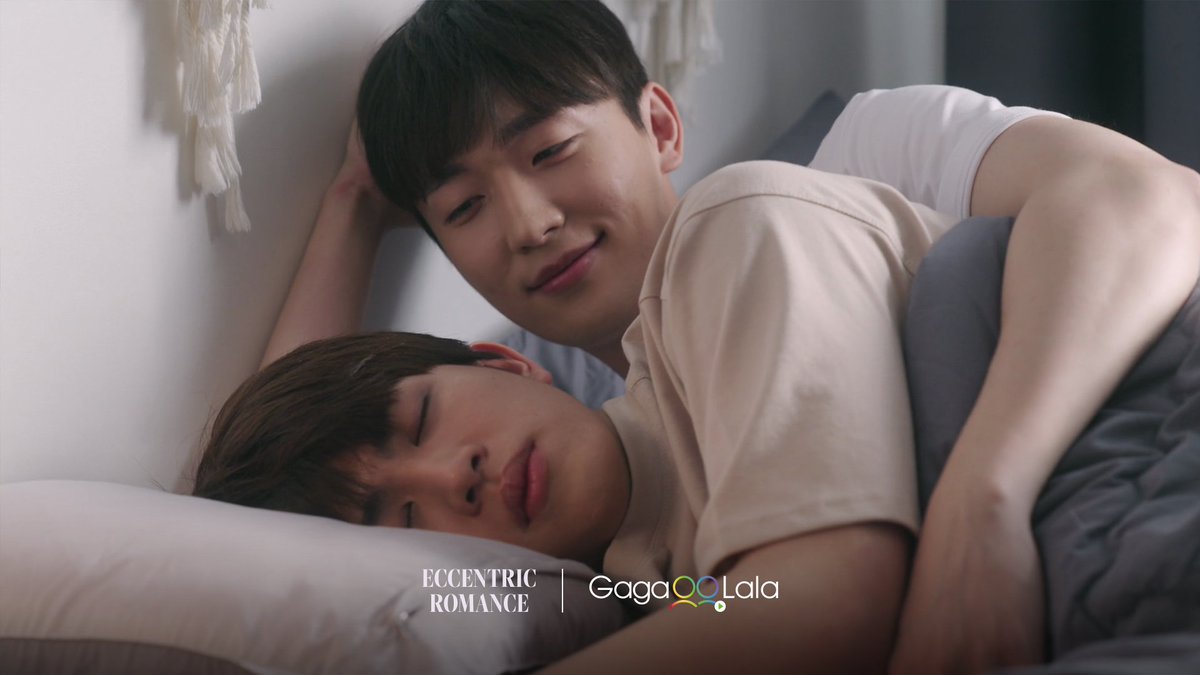 ubl_umbrella's tweet photo. NEWS! 🚨 Já estão disponíveis mais 2 episódios do bl #EccentricRomance, colaboração tailandesa-coreana protagonizado pelos atores #SaveSaisawat e #YoonJunWon, confira as stills liberadas.
#gagaoolala https://t.co/F3XsGll74f