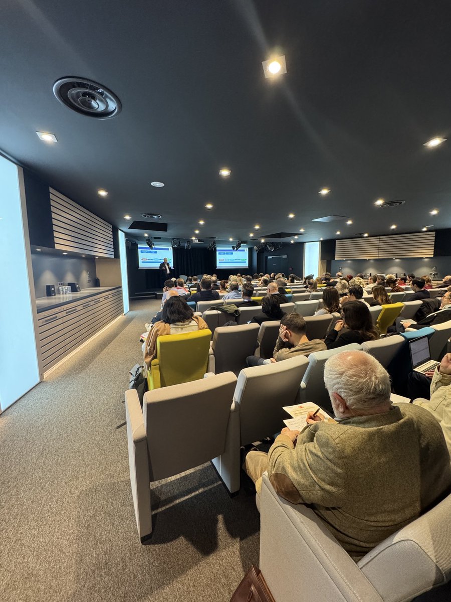 OECParis (@oecparis) on Twitter photo Top départ de la Journée du club Patrimoine. 
On débute par une conférence animée par Jacques Duhem et Gilles Bösiger : « Problématique d’évaluation en matière patrimoniale » Top départ de la Journée du club Patrimoine. 
On débute par une conférence animée par Jacques Duhem et Gilles Bösiger : « Problématique d’évaluation en matière patrimoniale »