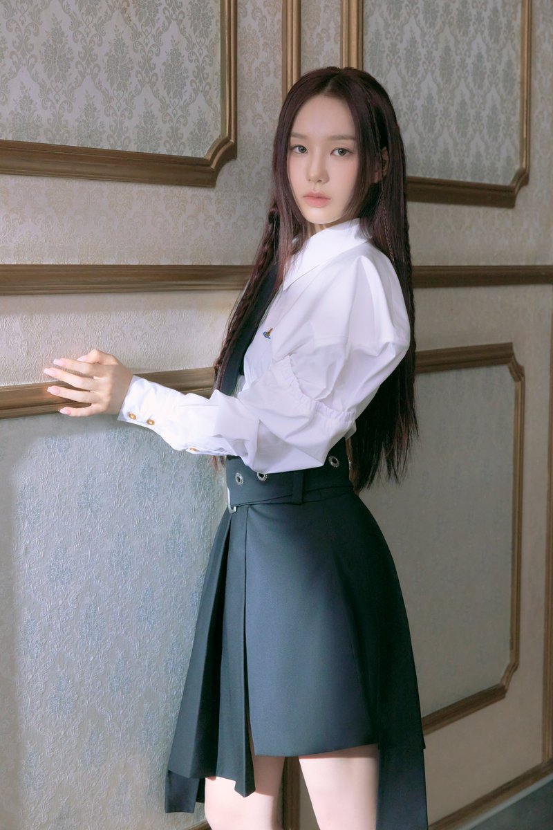 izna_offcl's tweet photo. Concept Photo (iz Ver.)

izna The First Mini Album 'N/a'
2024.11.25 6PM (KST)

💿 Pre-Save
https://t.co/Sa4jm4oOoc

#izna #이즈나
#RYUSARANG #유사랑
#N_a https://t.co/SQKTq352Ld