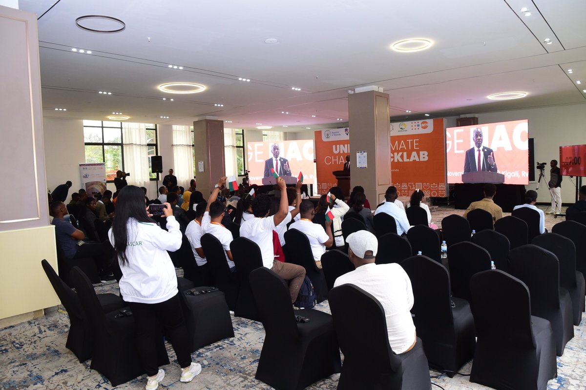 UNFPARwanda's tweet photo. Starting now🥳 Join the livestream for the UNFPA Climate Change Hacklab final pitch event! Witness innovative solutions tackling climate change and shaping a sustainable future. 
Eng: https://t.co/epFZhzL6dw
FR: https://t.co/8SewJpjWrl
#YCA #ClimateChangeHacklab #Innovation https://t.co/hBiGQY2onJ