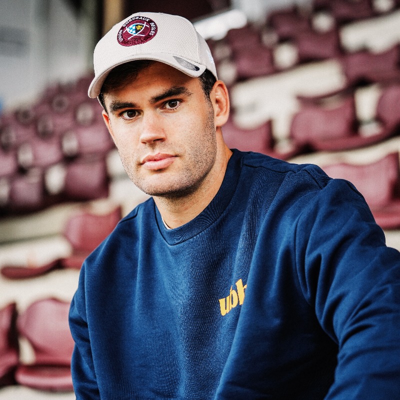 UBBrugby's tweet photo. ɪʟꜱ ꜱᴏɴᴛ ᴅᴇᴊᴀ ʟᴀ 🥰
Préparez l’hiver avec nos 𝐬𝐰𝐞𝐚𝐭𝐬 𝐞𝐭 𝐯𝐞𝐬𝐭𝐞𝐬 𝐔𝐁𝐁, ils vous attendent à l’UBB Store, et sur notre boutique en ligne, à partir de 49€
#iloveubb #UBBStore