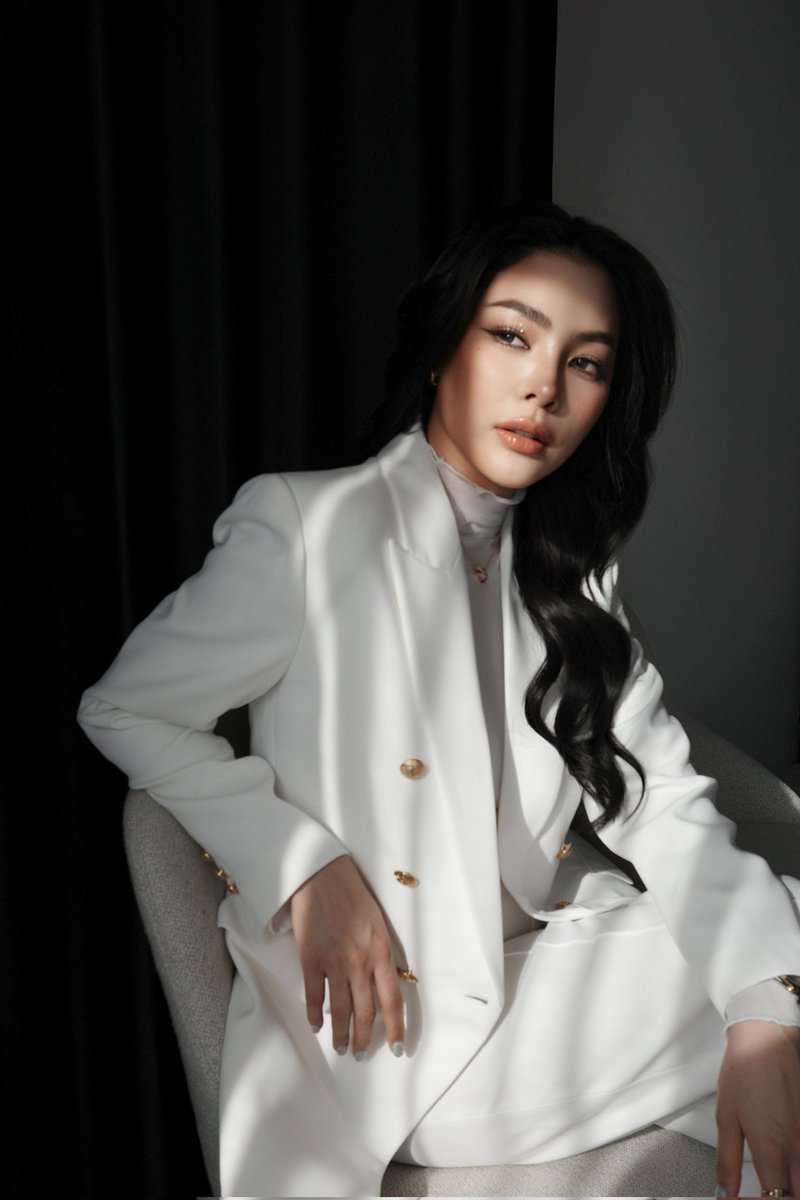 พี่ฝ้ายวันนี้!! 🫣🫣💕

Today Faye's outfit !!

FAYEYOKO X POTY2024
#THA2024xFayeYoko