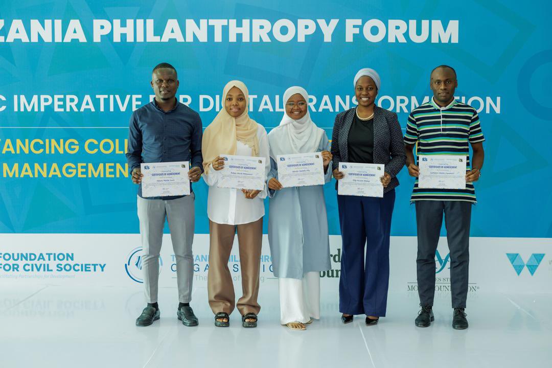 GivingTuesday TZ tweet media