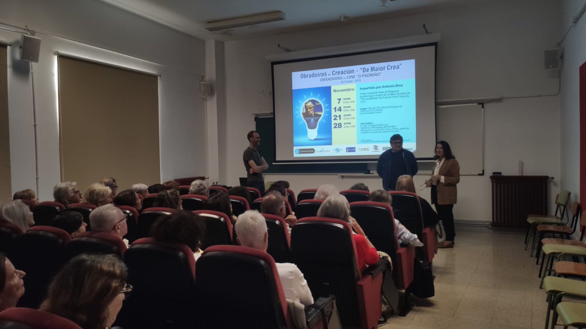 UDC_Senior's tweet photo. A Universidade Sénior da Coruña acolle un dos Obradoiros de Creación - "De Maior Crea", adicado a "O Padriño", impartido por Antonio Brea de @socialDocs , presentado esta mañá pola nosa directora, Matilde García Sánchez. https://t.co/Rgfiycenh6