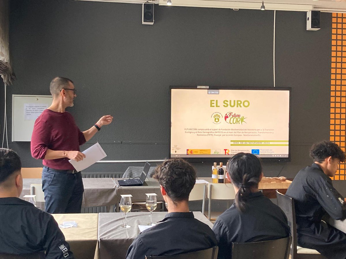 futurecork tweet media