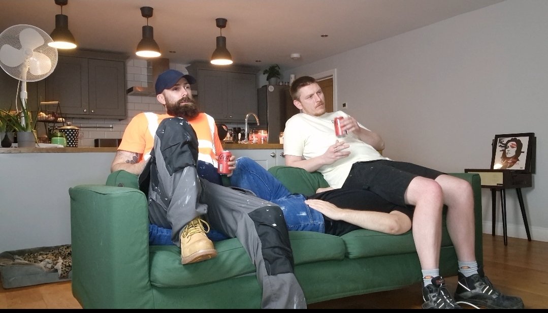 MasterDomUK's tweet photo. New facesitting video with @DomMasterRed dropping today 👀 https://t.co/OdqEA8TMuP