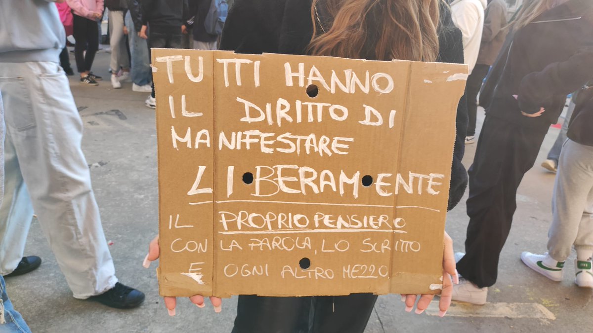 valerio renzi tweet media