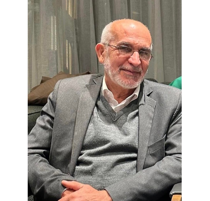 Janabarakatt's tweet photo. فازَ المُخفّون يا عَم..

احد الشباب لي طلعوا، بقول كان في حاج عمرو شي ٧٥ سنة معنا رايح،
قلو يا حاج ما معك شنطة انا بعيرك من اغراضي، قلّو بالحرف “هٰكذا يذهب المخفّون..”
وارتقى نهارتها..

السعيد السيّد عبد المعين الأمين.. https://t.co/G8PkgLJ344