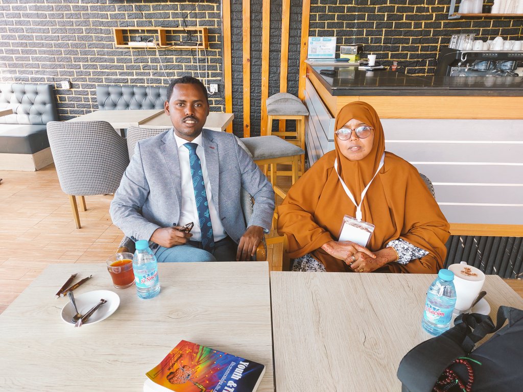 Mudanist Hassan (@hmudane) on Twitter photo Shariifadda <a href="/BaraarugLibrary/">Baraarug Library</a>, ku soo dhowaaw magaalada Muqdisho. Waan ku faraxsannahay in aan is aragno sanadkii labaad, weliba isku aragno meeshii ugu habbooneyd ee akhriska iyo aqoonta <a href="/MogBF/">The Mogadishu Book Fair</a> Shariifadda <a href="/BaraarugLibrary/">Baraarug Library</a>, ku soo dhowaaw magaalada Muqdisho. Waan ku faraxsannahay in aan is aragno sanadkii labaad, weliba isku aragno meeshii ugu habbooneyd ee akhriska iyo aqoonta <a href="/MogBF/">The Mogadishu Book Fair</a>