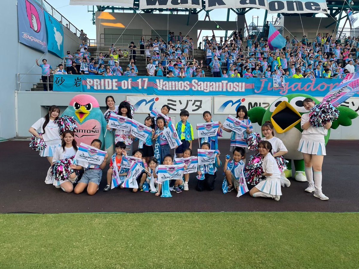 saganofficial17's tweet photo. ＼📢【サガンティーナと一緒に踊ろう！】ワークショップ開催のお知らせ❗️／

12/8(日)ジュビロ磐田戦、披露に向けてサガンティーナによるパフォーマンスレッスン会を開催します💫

■応募対象:5歳〜25歳の男女
■参加費:2,000円
■応募期間:〜11/17(日)23:59
※先着順ではございません。期間内にご応募ください。

🔻詳細
https://t.co/CAYMdUSjAX

たくさんのご応募お待ちしております🙌🏻
#sagantina
#サ���ンティーナ
#サガン鳥栖