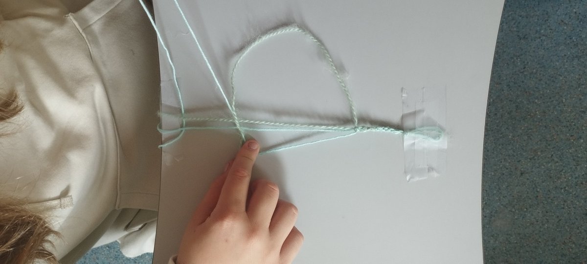 Début de la journée Nationale de Lutte contre le Harcèlement à l'école <a href="/Fondsef/">FSEF Santé Etudiants</a> Et de Développer les #Cps en plus du cours de français. Merci <a href="/maschio_denis/">Denis Maschio</a> #pHARe <a href="/AcademieNice/">Académie de Nice</a> d'avoir accepté de porter un des bracelets confectionnés par nos élèves ! <a href="/AdnaniHafid/">Hafid ADNANI</a> <a href="/NatachaChicot/">Natacha Chicot</a>