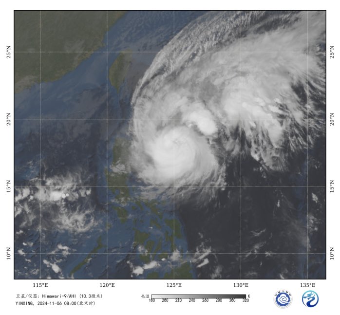 cmanewsinfocus's tweet photo. #RealtimeForecast: It is expected that Typhoon #YINXING will make landfall or skirt the northern coast of Luzon Island in the Philippines on the night of November 7 or in the early morning of November 8, then move into the northeastern part of the South China Sea.
@dost_pagasa https://t.co/7IshYwjplZ