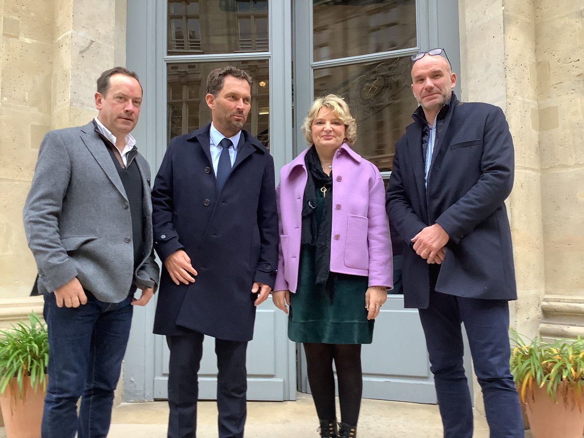 Rencontre avec la Ministre de l’Agriculture en compagnie des représentants des filières endives et chicorée. <a href="/hautsdefrance/">Région Hauts-de-France</a>