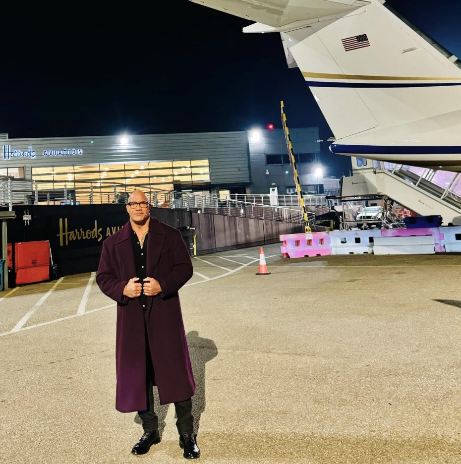 Dwayne Johnson tweet media