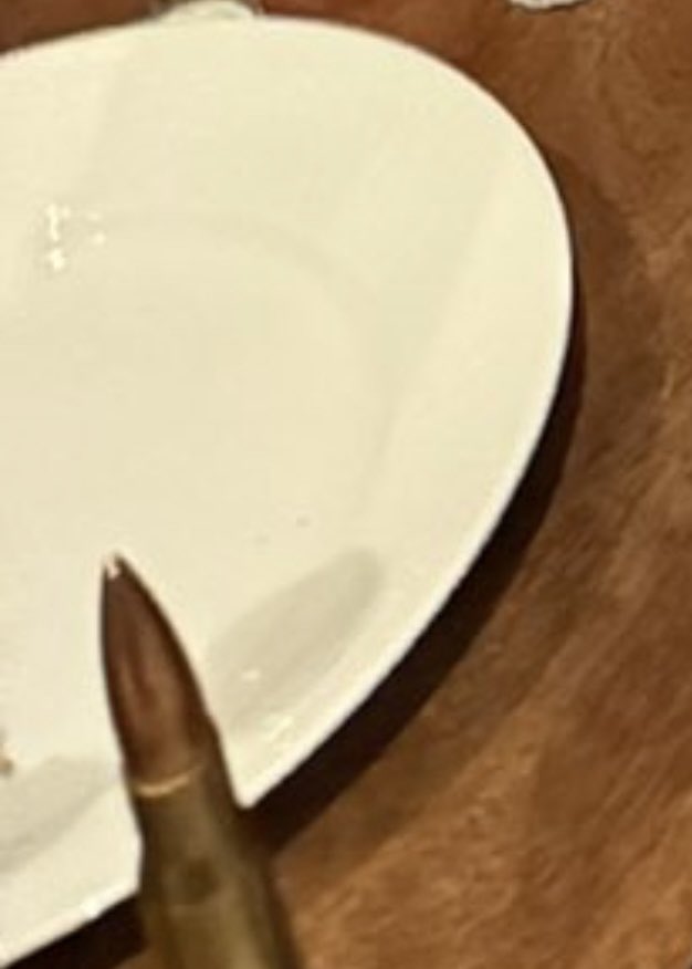 Leo Vene tweet media