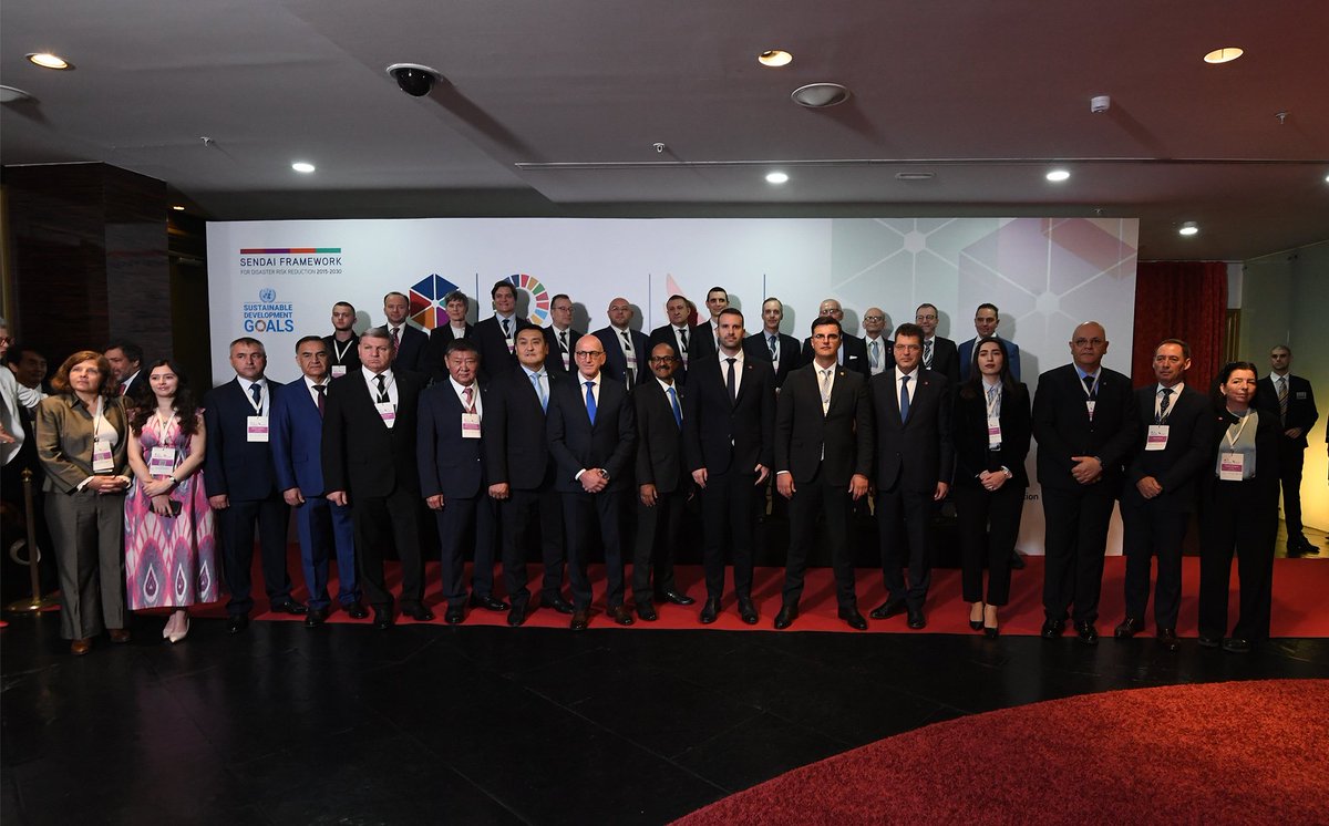 Janez Lenarčič tweet media