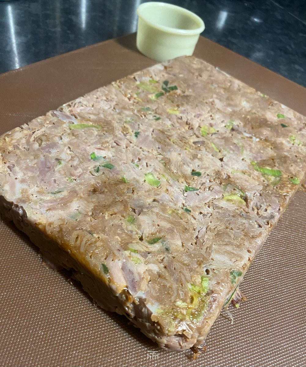 tomroberts2789's tweet image. Hoisin &amp;amp; spring onion duck croquettes with satay sauce, jasmine rice &amp;amp; pak choi

A two day process to make this dish but well worth the effort 👌 

☎️ 07305 613062
📧 tom@tomrobertschef.com
🖥 tomrobertschef.com
📸 @tomrobertschef 

#privatechef #chef #foodie #manchester