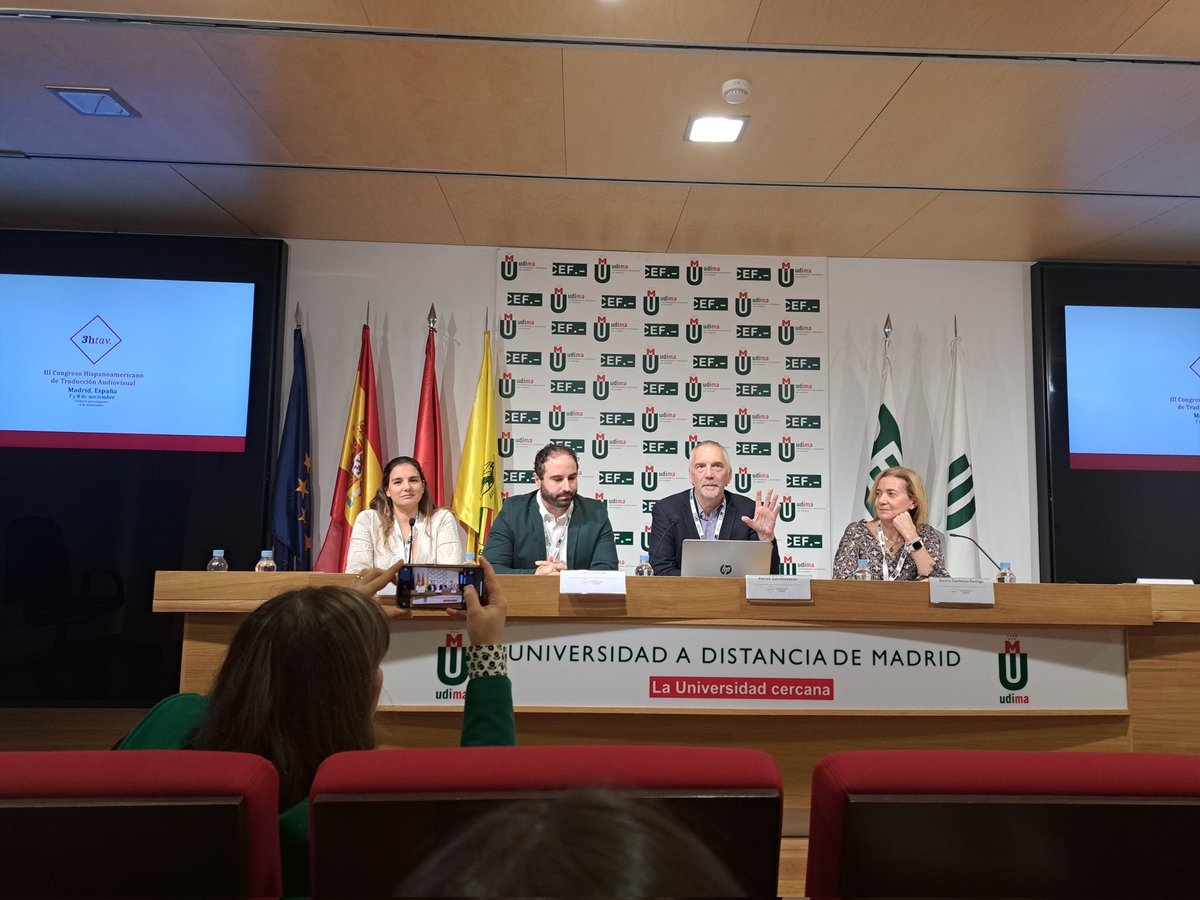 Carla Botella (@cbtrad) on Twitter photo Se abre el III Congreso Hispanoamericano de Traducción Audiovisual. Con <a href="/pzabalbe/">Patrick Zabalbeascoa Terran</a>, <a href="/tradugeek/">Damián Santilli ☘️</a>, Marta Chapado y Aurora Centellas como organizadores en la inauguración. Se abre el III Congreso Hispanoamericano de Traducción Audiovisual. Con <a href="/pzabalbe/">Patrick Zabalbeascoa Terran</a>, <a href="/tradugeek/">Damián Santilli ☘️</a>, Marta Chapado y Aurora Centellas como organizadores en la inauguración.