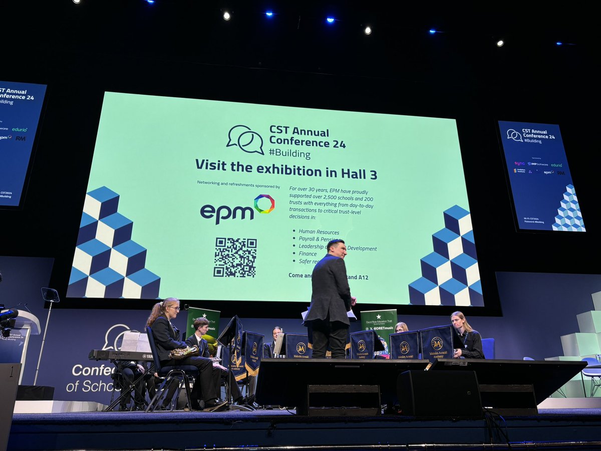 Sharon Carlyon tweet media