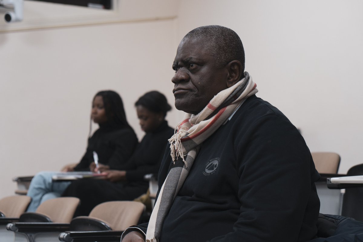 🚨🌍 <a href="/TournonsLaPage/">Tournons La Page</a> et le Centre de Recherches Internationales de <a href="/sciencespo/">Sciences Po</a> (CERI) ont présenté leur rapport, une recherche-action sur le thème : “De quoi le rejet de la France en Afrique est-il le nom?”, ce mercredi 6 novembre à Sciences Po Paris. Lire notre rapport ➡️