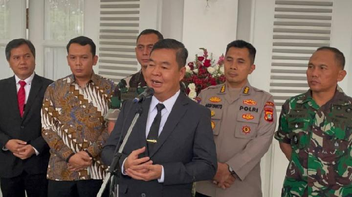 sinpotv's tweet image. Pemprov DKI Berencana Relokasi Warga Kolong Jembatan ke Rusun Ancol 
@DKIJakarta 

#pemprovdki #jakarta #relokasi #rusunancol #kolongjembatanpenjaringan
sinpo.id/detail/84292/p…