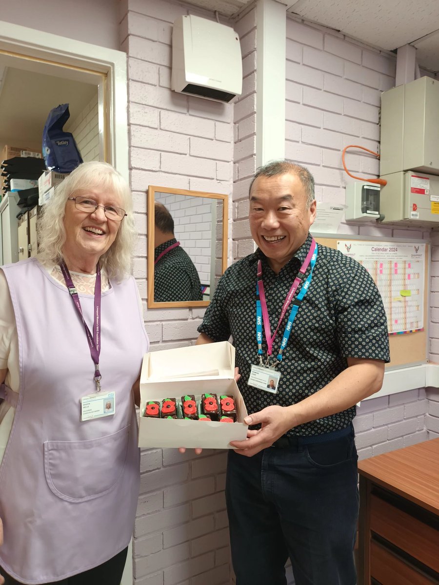 Dez Chow-I am burden with glorious purpose (@chowchow2ski) on Twitter photo The wonderful volunteer and baker, Sandra brings in delightful cakes on a Thursday. Thank you <a href="/LiverpoolWomens/">Liverpool Women's University Hospital</a> The wonderful volunteer and baker, Sandra brings in delightful cakes on a Thursday. Thank you <a href="/LiverpoolWomens/">Liverpool Women's University Hospital</a>