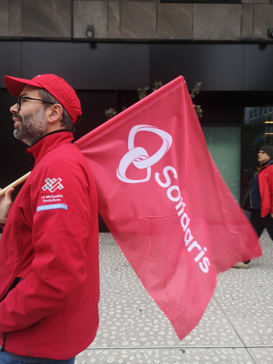 Solidaris et son réseau associatif et socio-sanitaire manifestent pour défendre l'ensemble des secteurs du non-marchand ! Les
travailleurs et travailleuses de ces différents domaines ne peuvent plus œuvrer correctement au bien commun. Il est temps pour le Non Marchand !