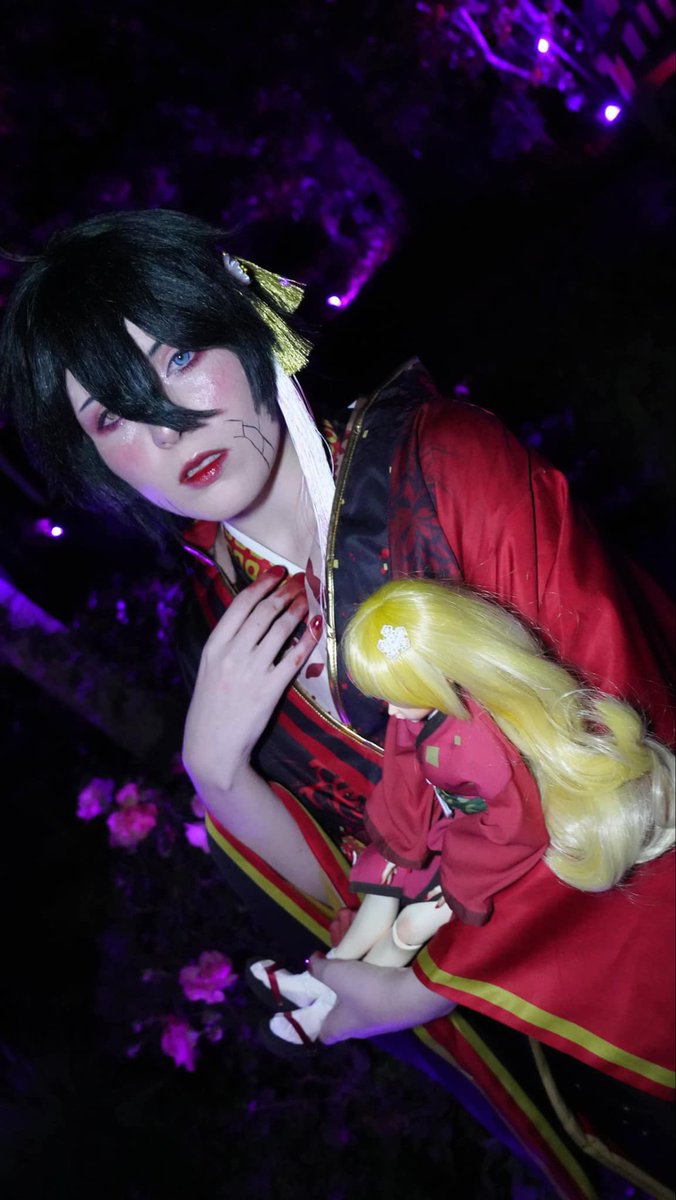 FunfettiGum's tweet photo. 🦋 A talking doll jumps for joy at having guests …
.
.
.
.
.
.
Black Haired Living Doll
Mika Kagehira Valkyrie
Ensemble Stars 
Enstars Cosplay https://t.co/Hg11crm0vb