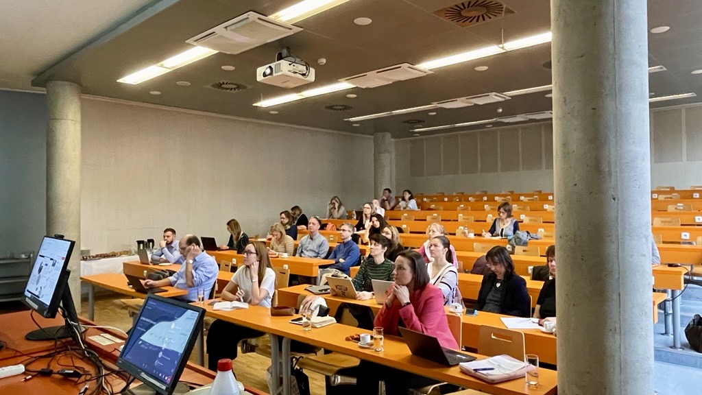 Ondrej Hradil tweet media