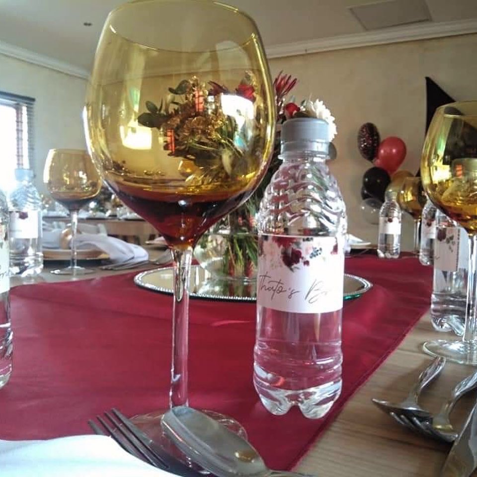 Ditse_7's tweet photo. I do branded bottle water for events contact me for your next one #bonang #ndlozi #halle #seemah https://t.co/iSnyKYybTm