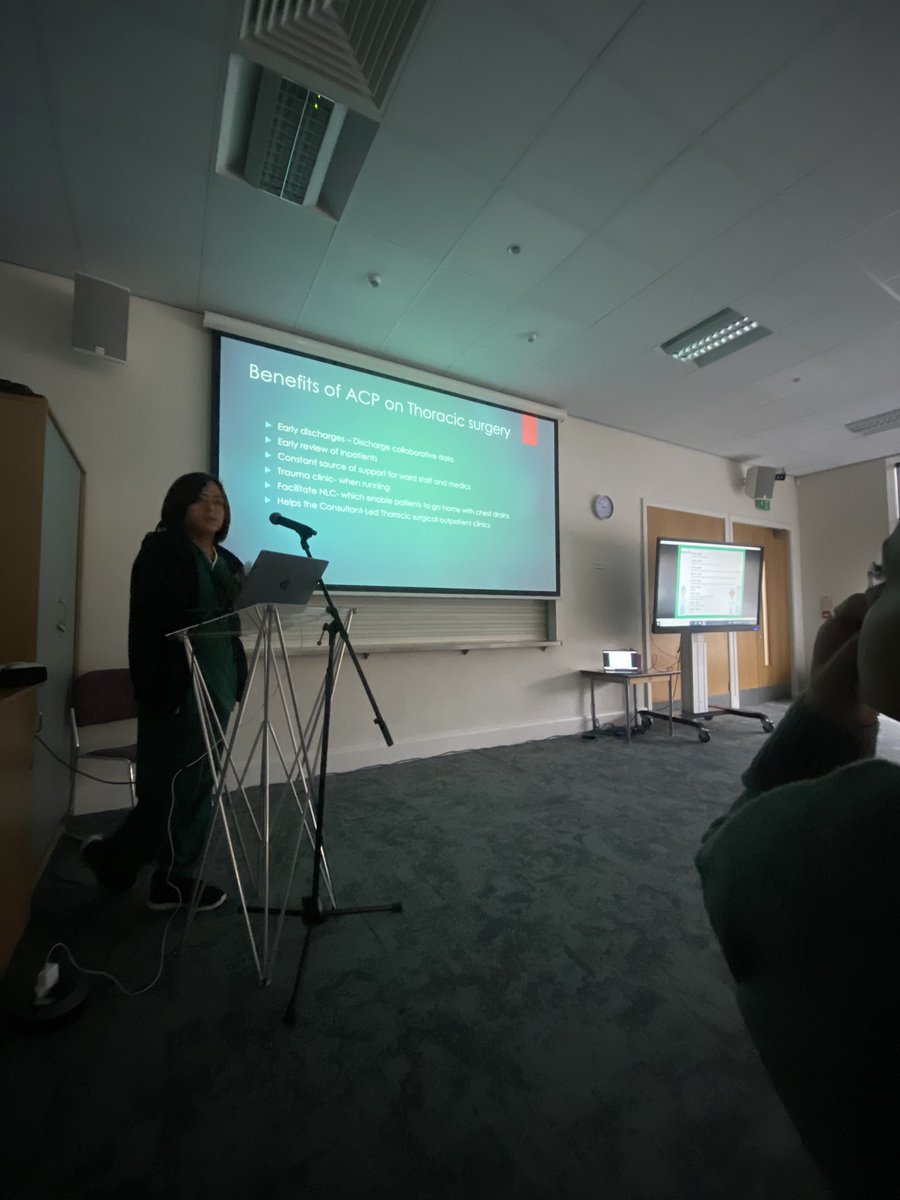 All things Thoracic surgery and the Thoracic ACP <a href="/nwacpsurgleeds/">@SurgicalACPLeeds</a> <a href="/LeedsHospitals/">Leeds Teaching Hospitals</a> 

Just some of the benefits of ACPs being embedded into the surgical team 🫁🩺