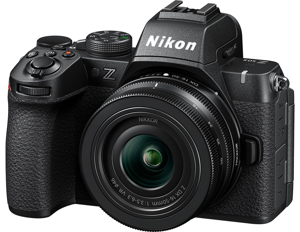 NIKON #Z50II の “言語表示は日本語のみ。多言語表示への変更は有償で