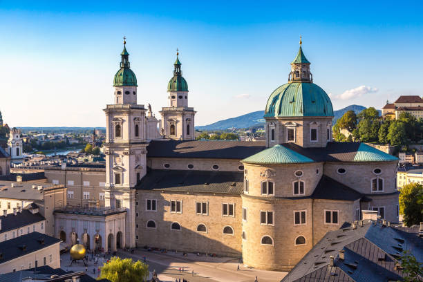 Austria_UK's tweet photo. 5/ 🎇 Salzburg

Ring in the new year by Salzburg Cathedral, with live music 🎺, gun salutes, and fireworks from the Hohensalzburg Fortress. Unforgettable vibes in a fairytale setting 🏰✨!

👉 #Salzburg #CathedralCelebration https://t.co/ASXriLVJFB