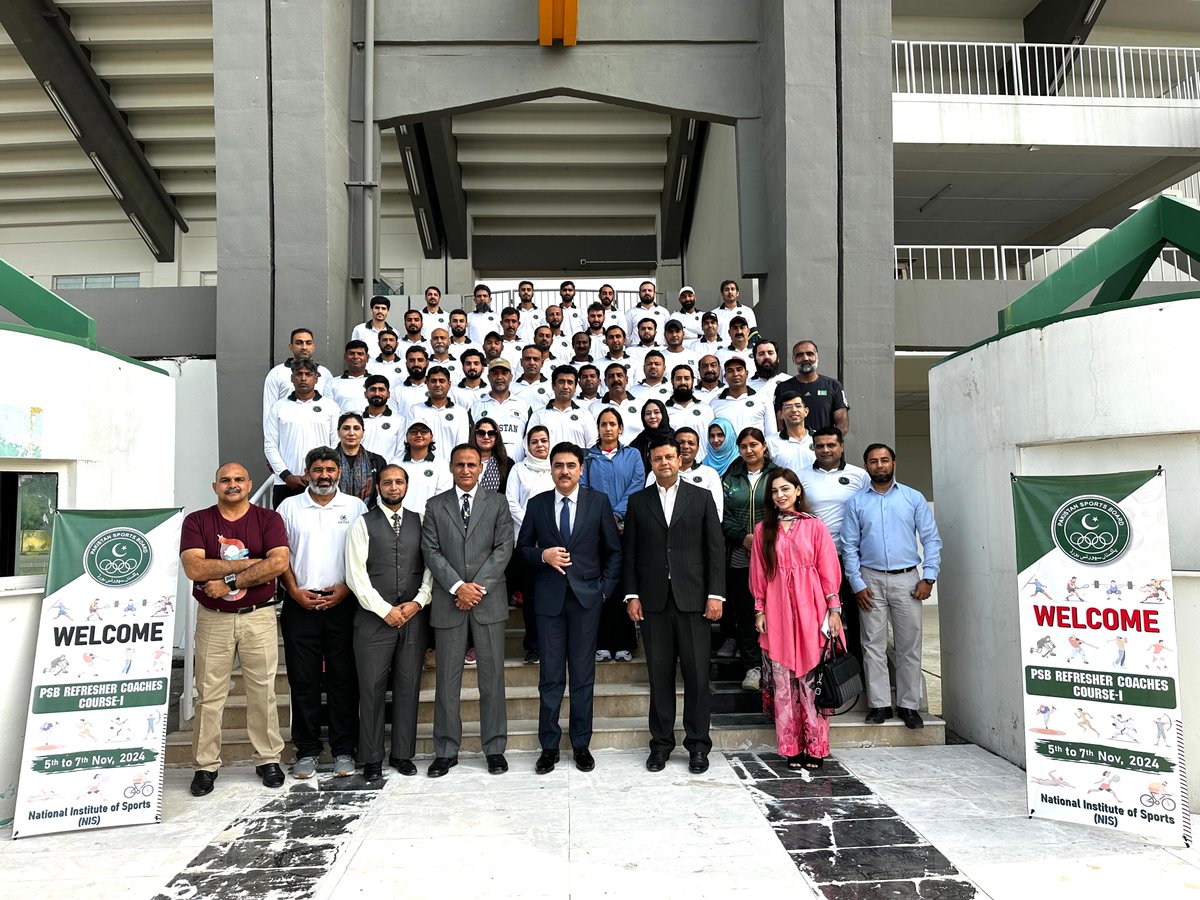 Wrapping up a successful 3-day PSB Refresher Coaching Course at Jinnah Library, graced by DG PSB Muhammad Yasir Pirzada! He emphasized the vital role of coaches in promoting sports and encouraged ideas to boost nationwide sports engagement for a healthier society. #PSB