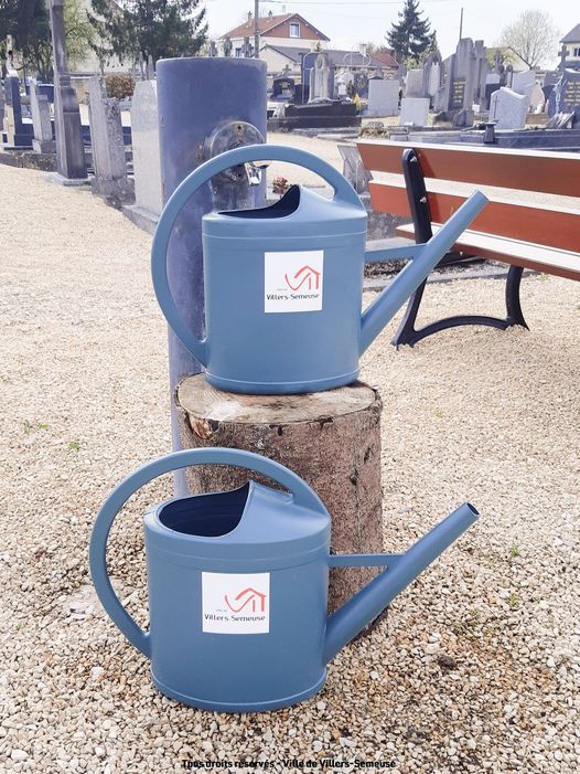 villerssemeuse's tweet photo. Coupure hivernale de l'eau du cimetière à partir de ce 12 novembre 2024 💦

🕑 Heures d’ouverture du cimetière :
👉 de 8h30 à 17h30 du 1️⃣er octobre au 3️⃣1️⃣ mars.
👉 de 8h00 à 19h00 du 1️⃣er avril au 3️⃣0️⃣ septembre. https://t.co/VO9EeMSH7g