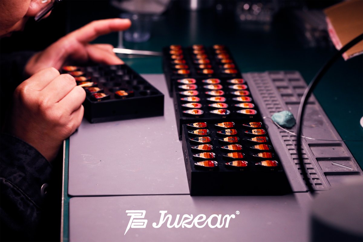 👏本社のDragonfly 81Tの製品詳細をお知らせできることに、とても興奮しています！！🧐
🤗全貌の公開をお楽しみに、もうすぐです！🎧
#JUZEAR #81T #Dragonfly #IEM #音楽 #近日公開 ＃オーディオ