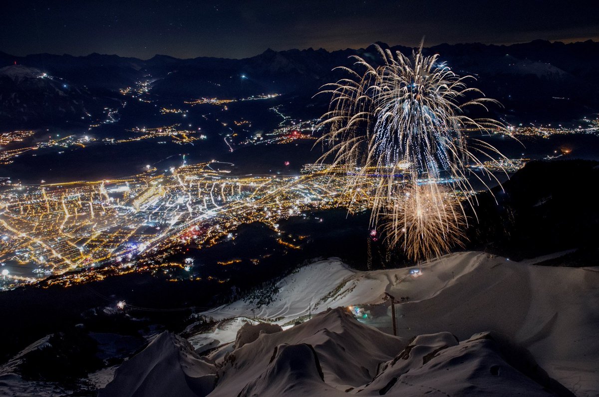 Austria_UK's tweet photo. 8/ ⛷️ Innsbruck

Celebrate in the mountains! The city’s Imperial Palace is a party hotspot, while fireworks over the Nordkette peaks create a stunning Alpine view 🌌.

👉 #Innsbruck #MountainMagic https://t.co/UKWZ1cOlIr