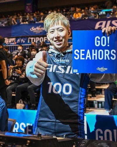 go_seahorses's tweet photo. 📣イベント情報📣
まちづくりかりや主催
シーホース三河 パブリックビューイング
🗓11/10(日)
⏰14:50〜
📍KariCoCo(刈谷駅北地区地域交流施設)
MC中川 大輔、ゲストにDJ YOU-Boiを迎えて、アウェー群馬戦のパブリックビューイングの開催が決定しました🔥
10:00~ 整理券配布
※定員:40名(無くなり次第終了)
※入場料:無料
▽詳細
https://t.co/6DXexGOUDs
#シーホース三河 #Bリーグ #超えていけ