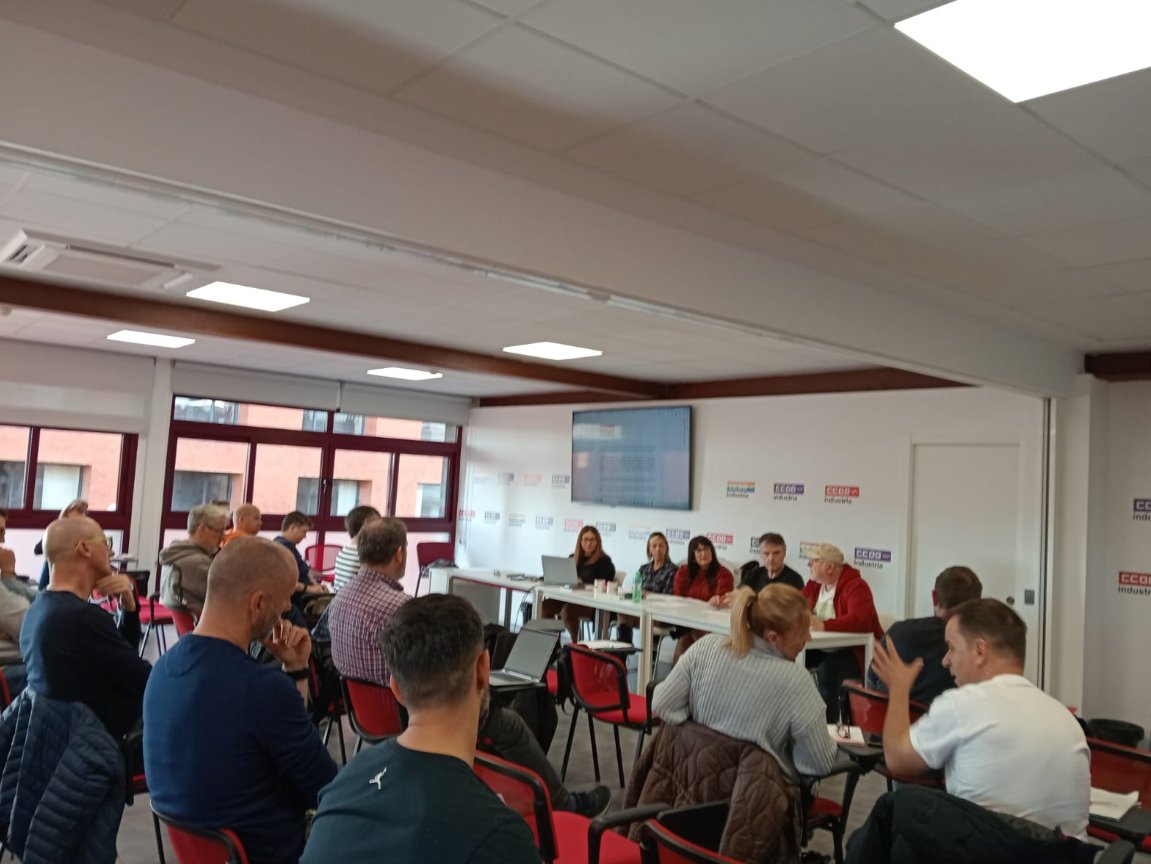 🗣️ Hoy Plenario de afiliación con nuestras secciones sindicales

✅Analizando los datos
✅Compartiendo experiencias como las de Qualicaps Europe
✅Debatiendo estrategias
✅Tejiendo redes

<a href="/Industria_CCOO/">CCOO de Industria #PactoIndustriaYA</a> 
<a href="/CCOOMadrid/">CCOO de Madrid</a>