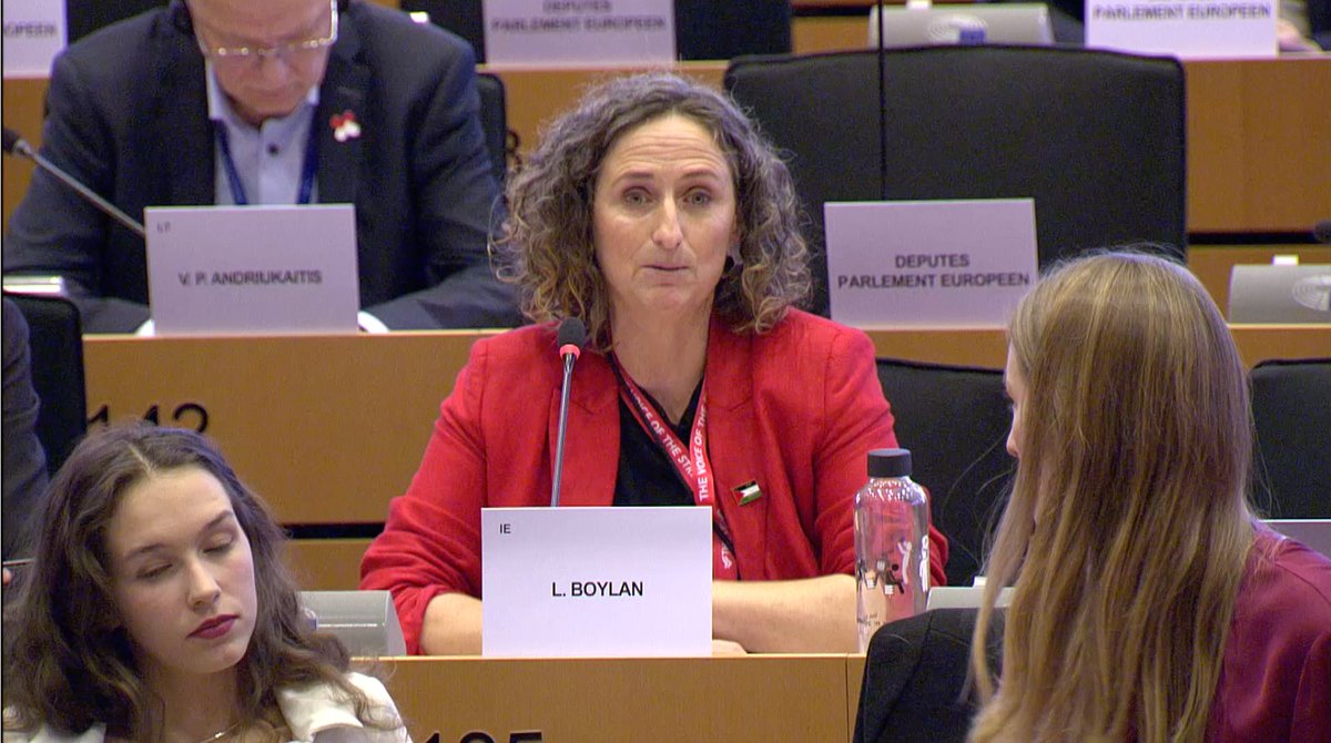 <a href="/peterliese/">Peter Liese MEP</a> <a href="/RealZeroEurope/">Real Zero Europe</a> <a href="/ciel_tweets/">Center for International Environmental Law</a> <a href="/PriceofOil/">Oil Change International</a> <a href="/IATPEurope/">IATP Europe</a> <a href="/SOMO/">SOMO</a> <a href="/MyriamDouo/">Myriam Douo</a> <a href="/rjkennerley/">Rachel Kennerley</a> <a href="/Fern_NGO/">Fern</a> @marpinoir <a href="/Left_EU/">The Left in the European Parliament</a> <a href="/WBHoekstra/">Wopke Hoekstra</a> <a href="/groundWorkSA/">groundWork</a> <a href="/Earthlife_JHB/">Earthlife Africa JHB</a> <a href="/TheGreenConnect/">The Green Connection</a> <a href="/FairSteel/">Fair Steel Coalition</a> <a href="/TUED_global/">TUED</a> <a href="/Karoo_kjind/">Ulrich Steenkamp</a> <a href="/Counter_Balance/">Counter Balance</a> @BenToumert <a href="/bobby_peek/">Bobby Peek</a> @_tobiaskalt <a href="/ManonAubryFr/">Manon Aubry</a> <a href="/Shell/">Shell</a> <a href="/McKinsey/">McKinsey & Company</a> 🇮🇪 MEP <a href="/LNBDublin/">Lynn Boylan 🍷📖🐾</a> asks if Hoekstra will exclude #fossilfuel lobbyists from #COP29 delegation.

He refuses, claiming they are there for EU-organised side events, not to lobby, and don't interact with the Commission.

That's simply not true 1/2
#EPhearing