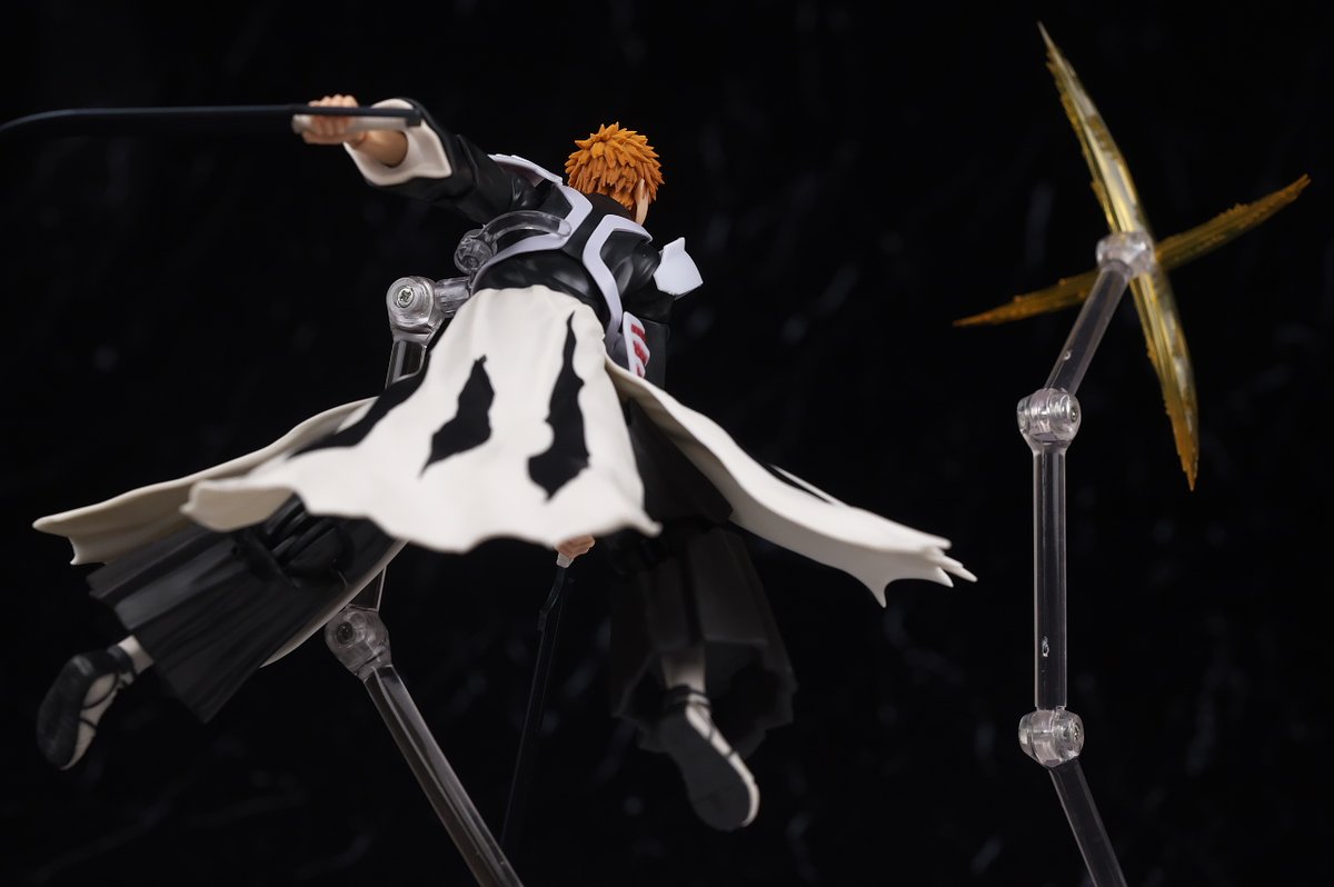 S.H.Figuarts 黒崎一護 -二刀斬月- S.H.Figuarts 黒崎一護 -天鎖
